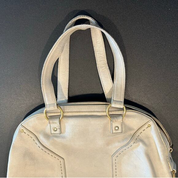 Yves Saint Laurent Muse Large Leather Tote – Off-White, Classic Y Design - Picture 4 of 11